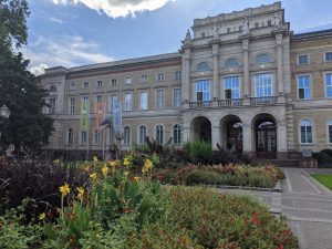 „Kulturzeit“ – Teilhabe für Menschen mit Demenz ermöglichen